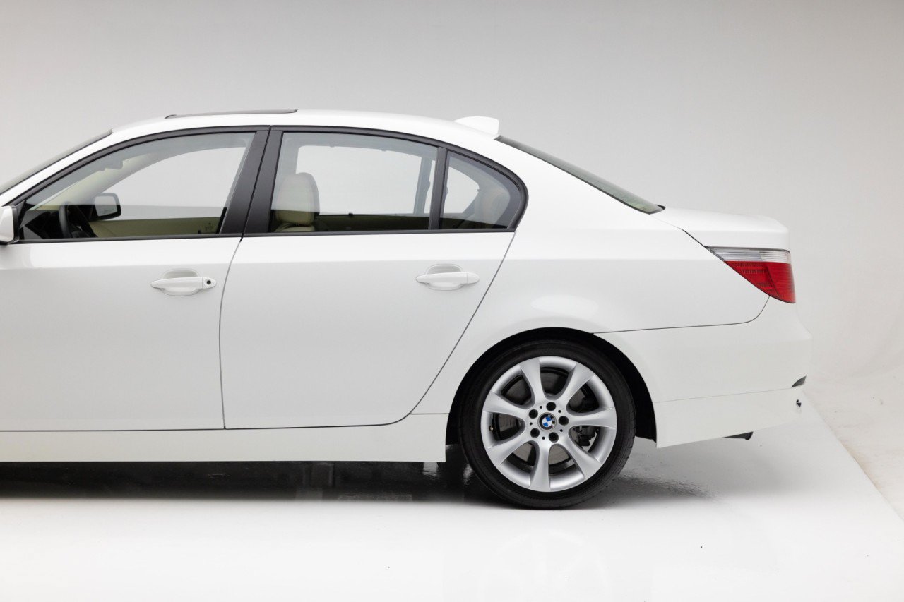 Used 2004 BMW 545i Sedan RWD image 19