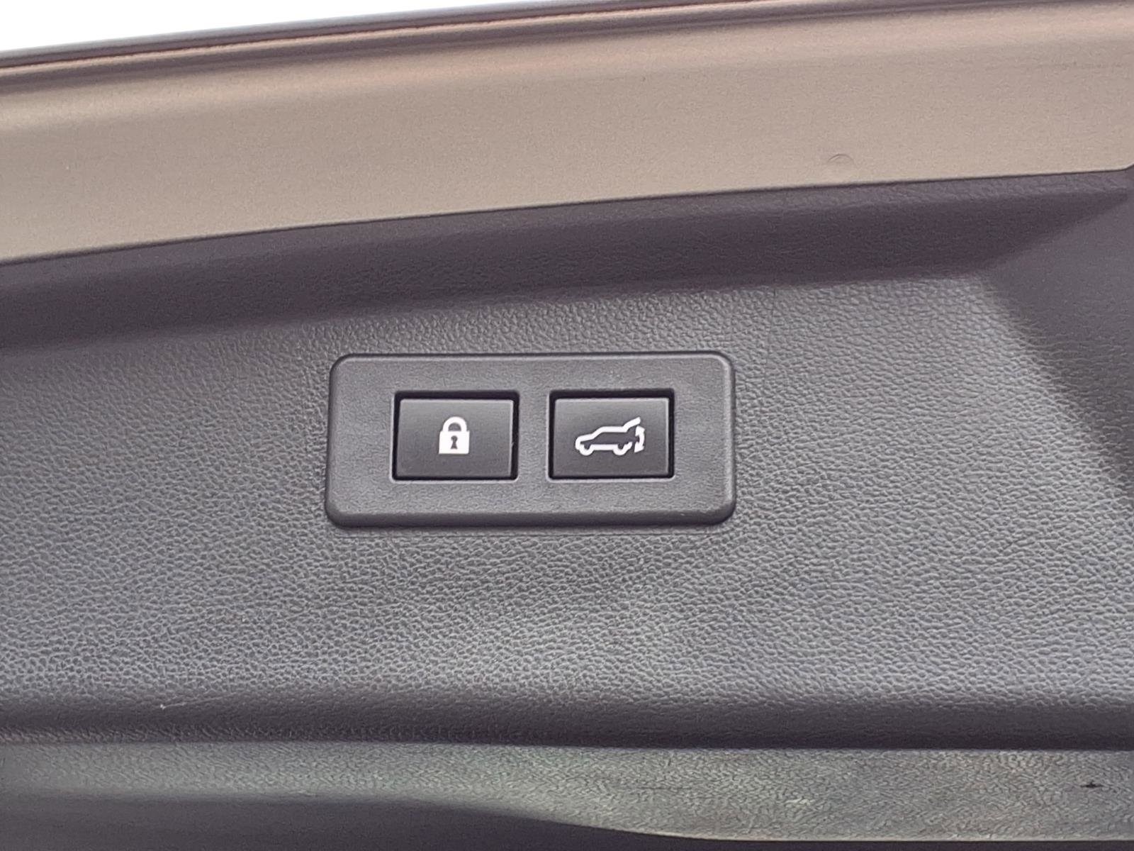 Used 2020 Subaru Outback Premium image 7