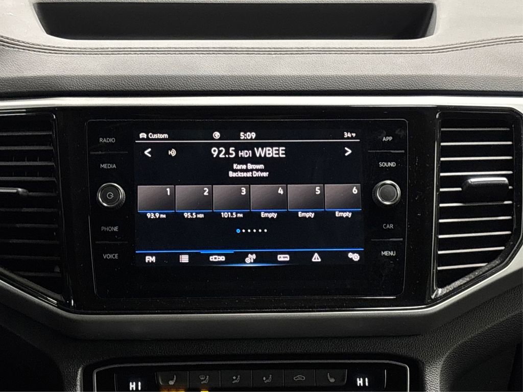 Used 2022 Volkswagen Atlas Cross Sport SE image 21