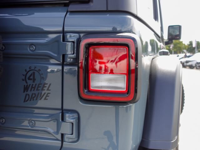 Used 2024 Jeep Wrangler Unlimited image 6