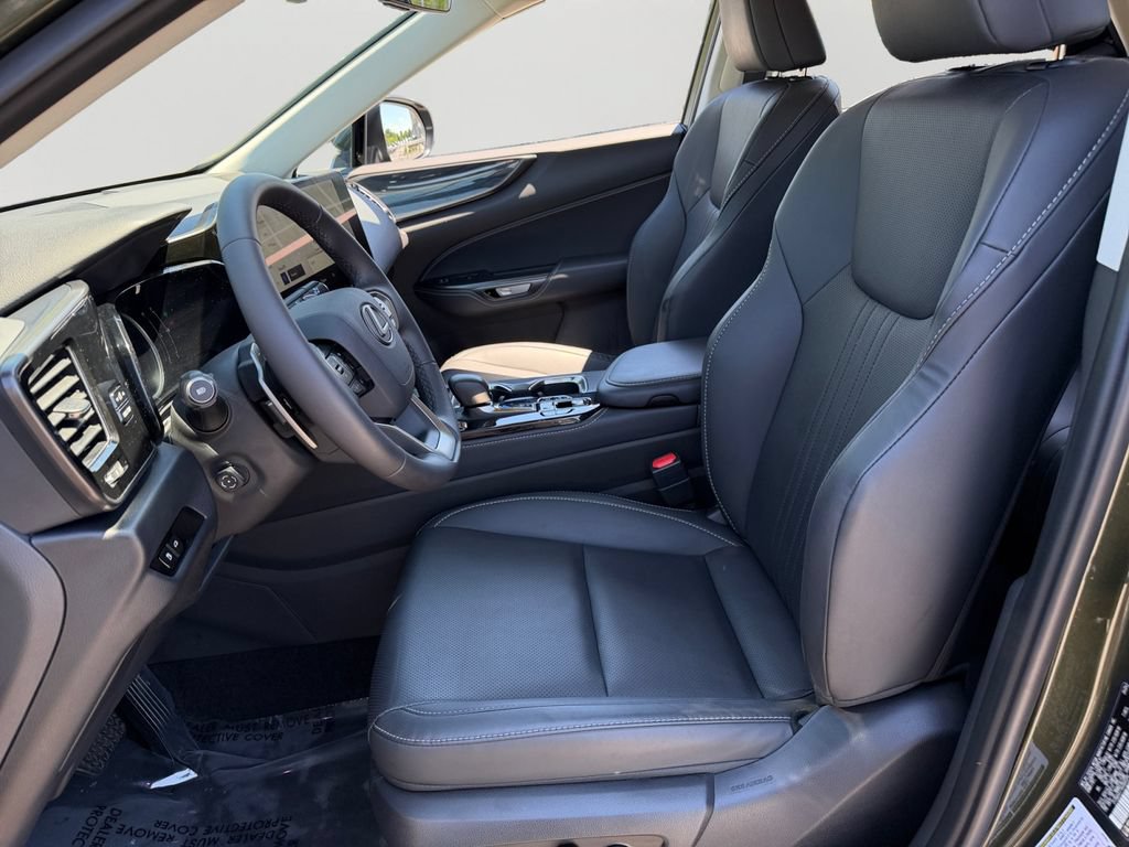 Certified 2025 Lexus NX 250 AWD w/ Accessory Package (2T) image 16