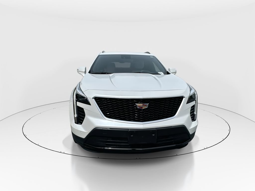 Used 2022 Cadillac XT4 Sport w/ Comfort Package FWD image 3