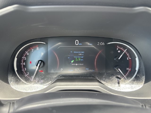 Used 2024 Toyota RAV4 LE FWD image 37