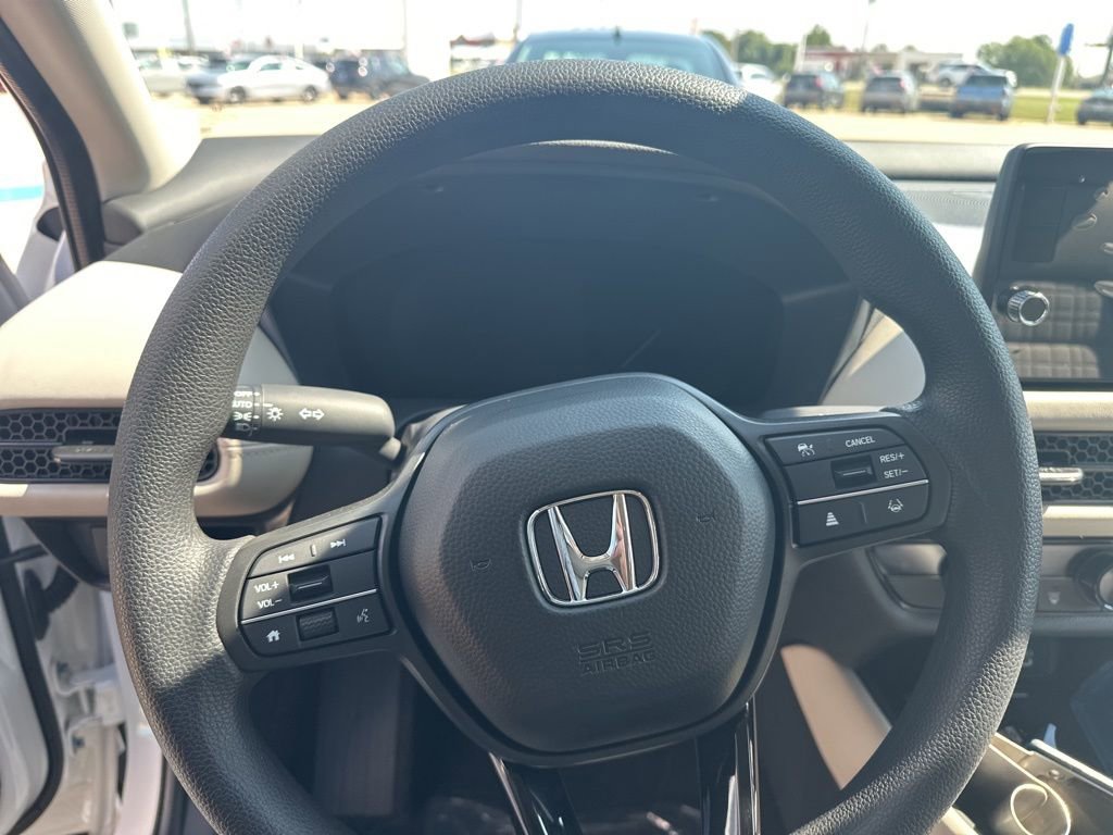 New 2026 Honda HR-V LX image 8