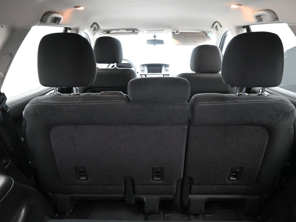 Used 2013 Nissan Pathfinder S image 34