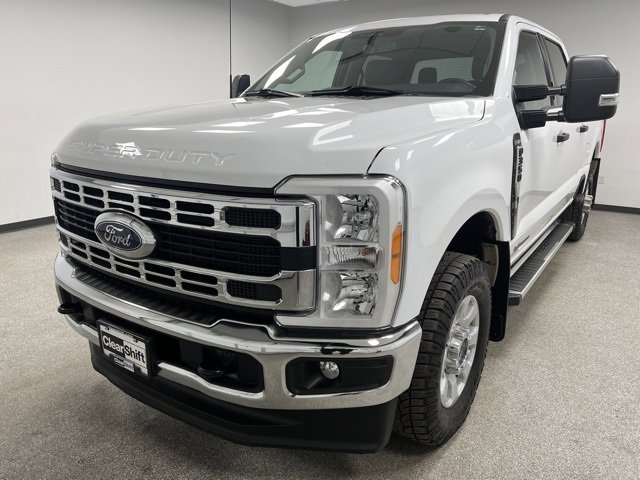 Used 2023 Ford F350 XLT image 4