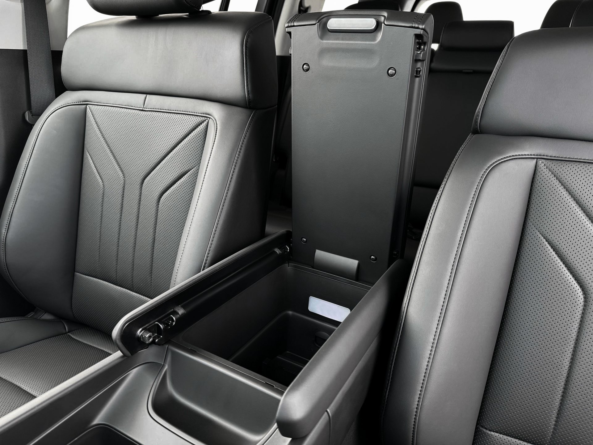 New 2026 Hyundai Santa Fe SEL AWD/4WD image 18