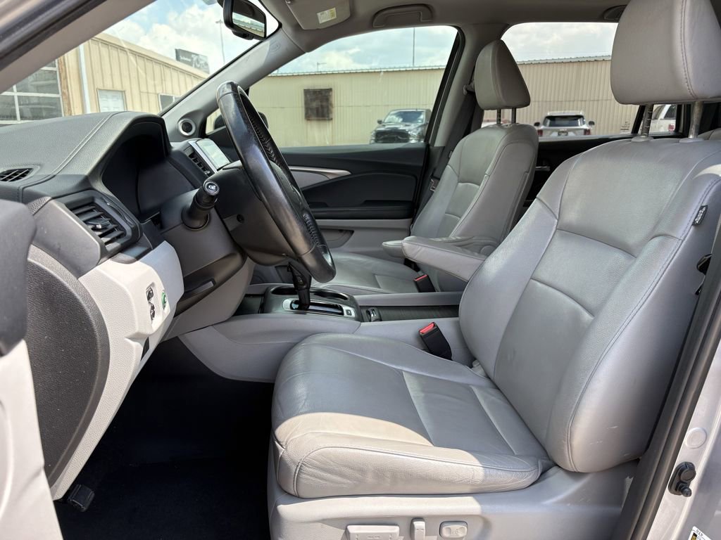Used 2017 Honda Pilot EX-L image 4