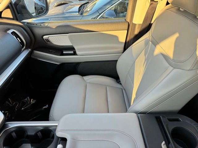 Certified 2025 Ford Expedition Max Active AWD/4WD image 27