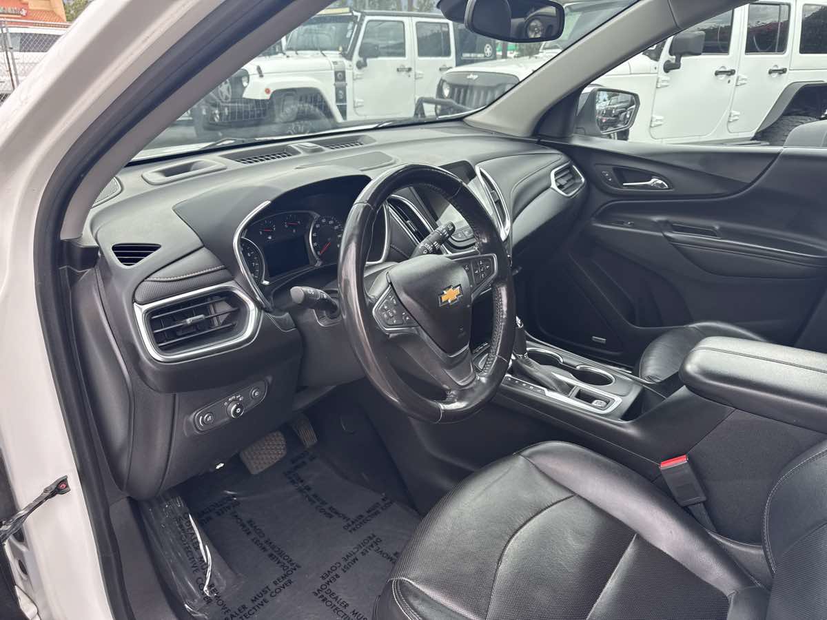 Used 2018 Chevrolet Equinox Premier FWD image 10