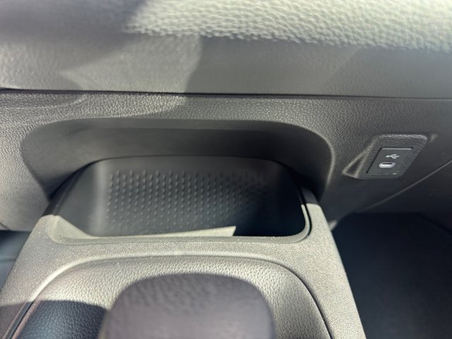 Used 2025 Toyota Corolla SE FWD image 19