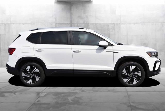 Certified 2023 Volkswagen Taos SE image 5