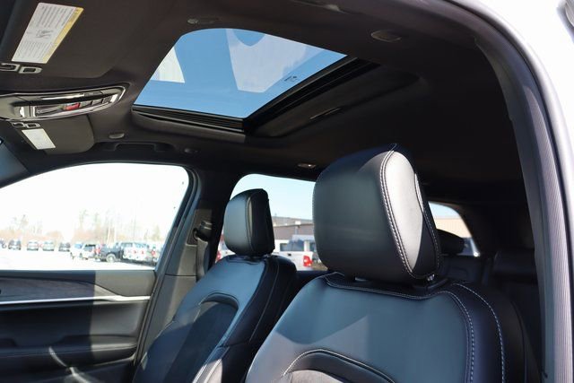 New 2026 Jeep Grand Cherokee Laredo image 24