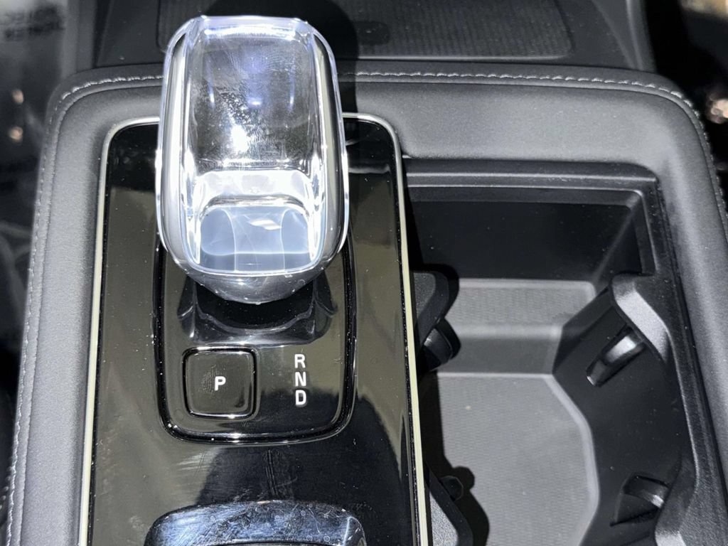 Certified 2025 Volvo XC90 T8 Plus w/ Protection Package Premier AWD/4WD image 23