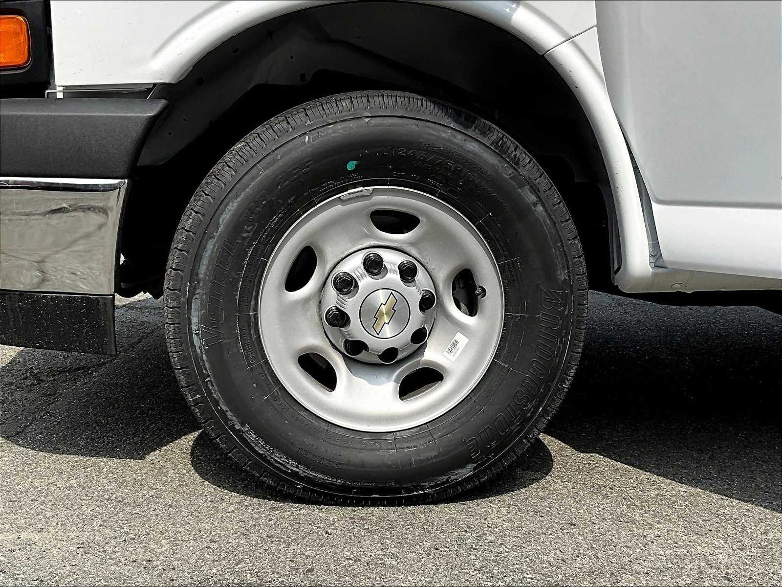 New 2025 Chevrolet Express 3500 w/ Power Convenience Package image 8
