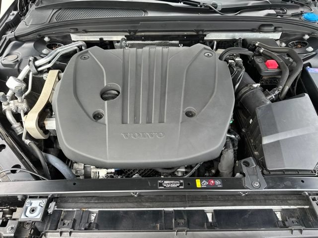 Certified 2023 Volvo S60 B5 Ultimate w/ Climate Package FWD image 34