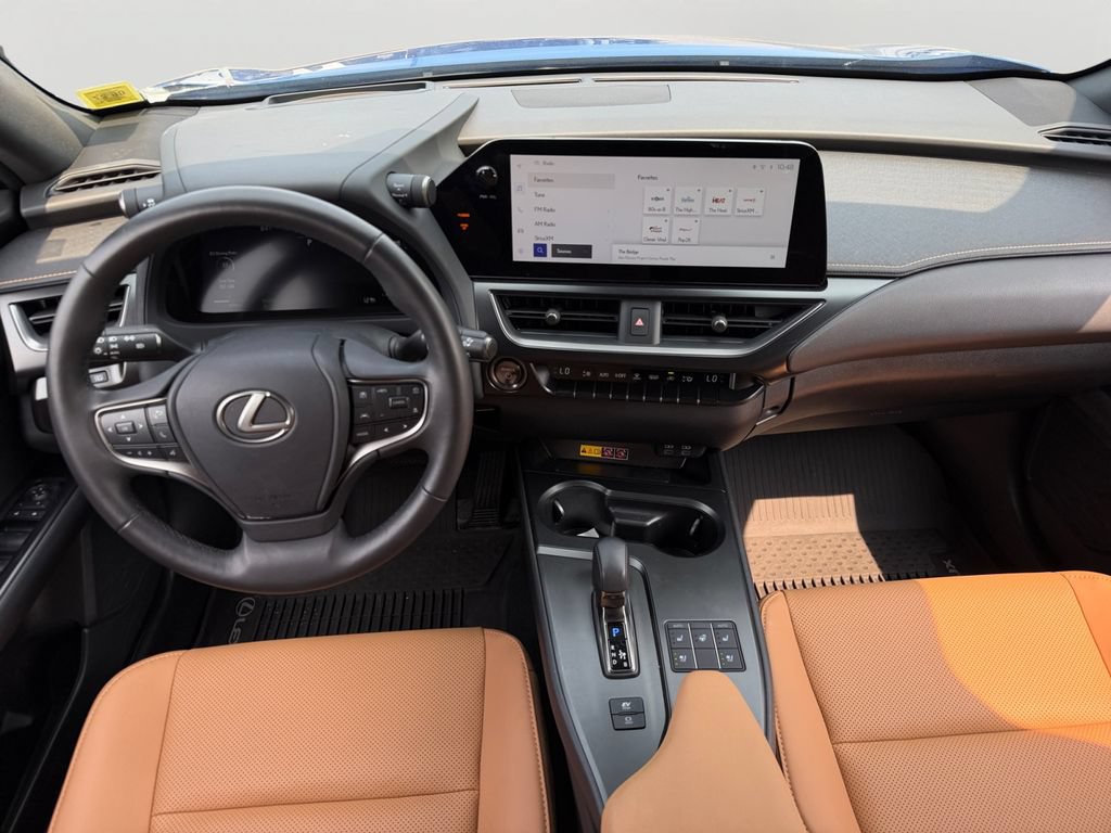 Used 2025 Lexus UX 300h AWD w/ Accessory Package (Z1) image 11