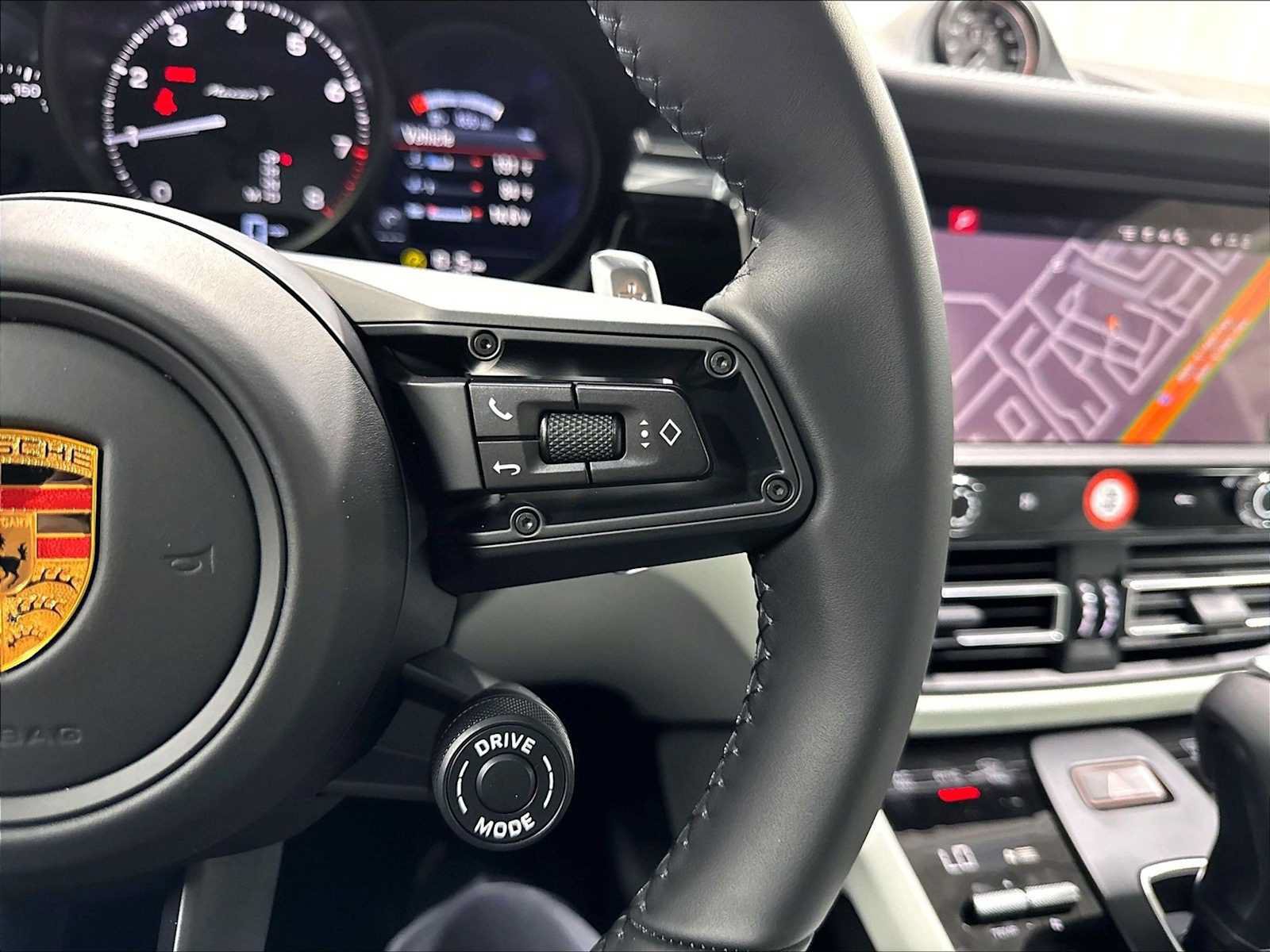 New 2026 Porsche Macan Turbo AWD/4WD image 20