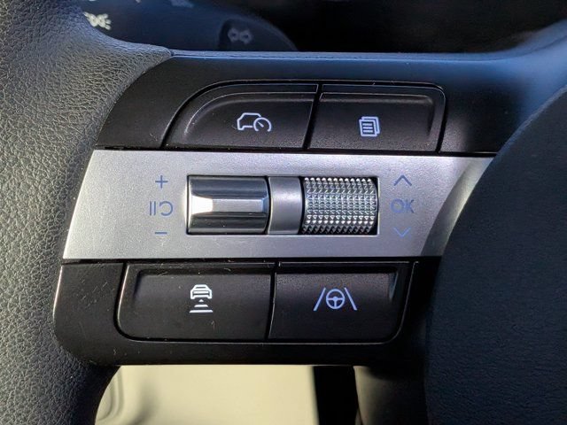 Used 2025 Hyundai Tucson SEL FWD image 26