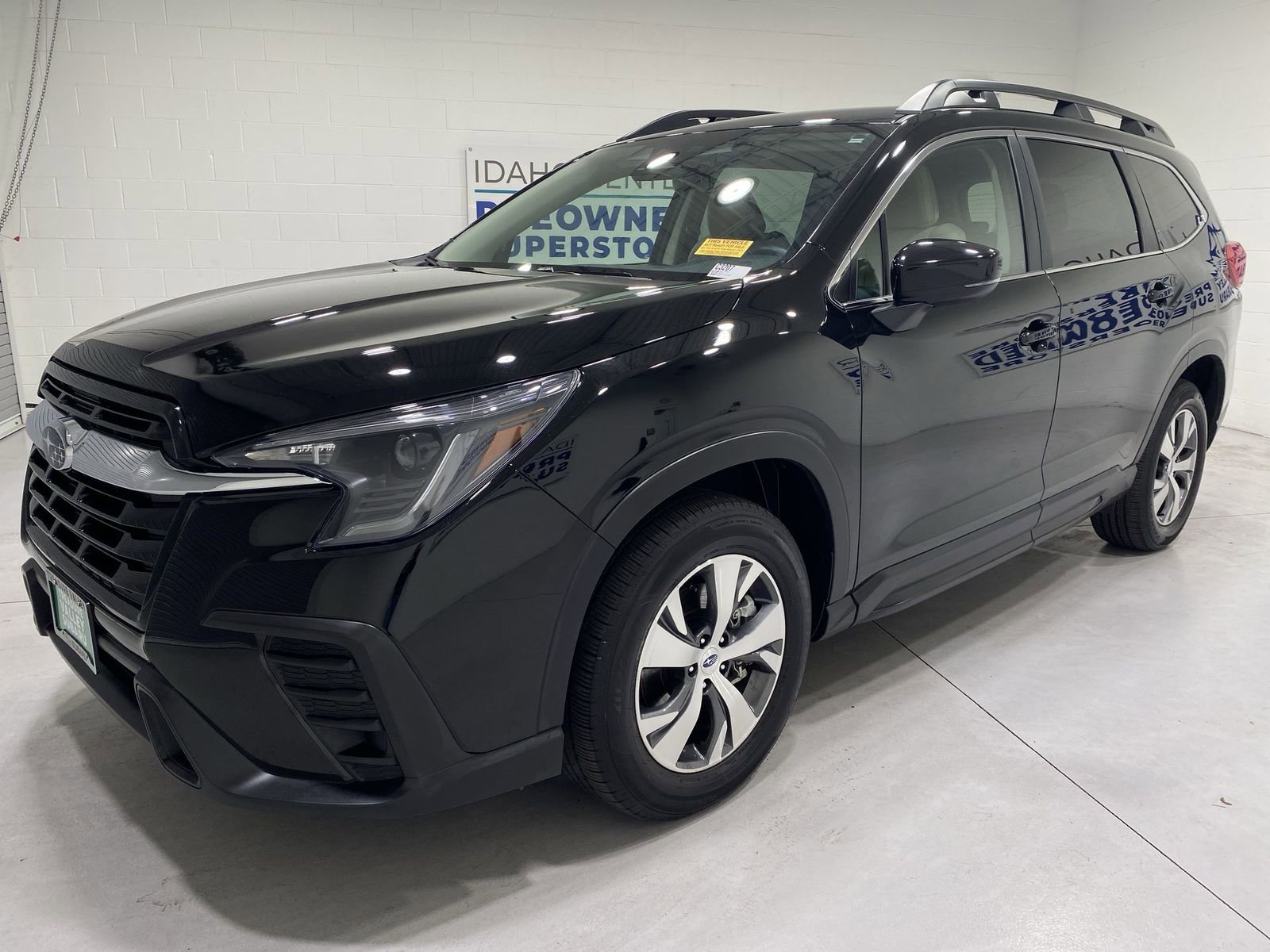 Certified 2025 Subaru Ascent Premium AWD/4WD image 4
