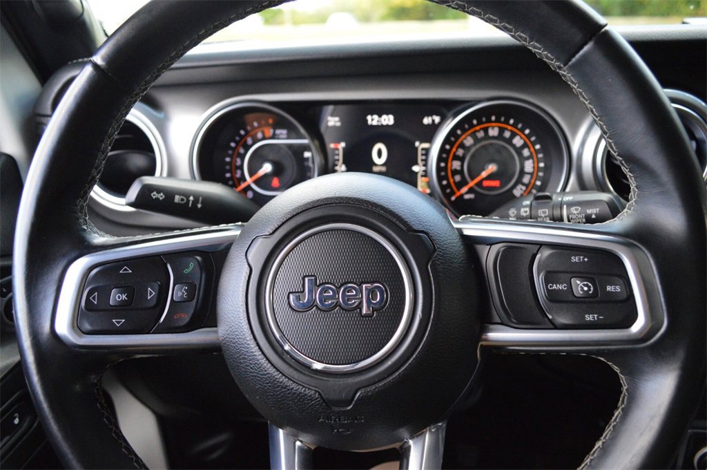Used 2020 Jeep Wrangler Unlimited Sahara image 17