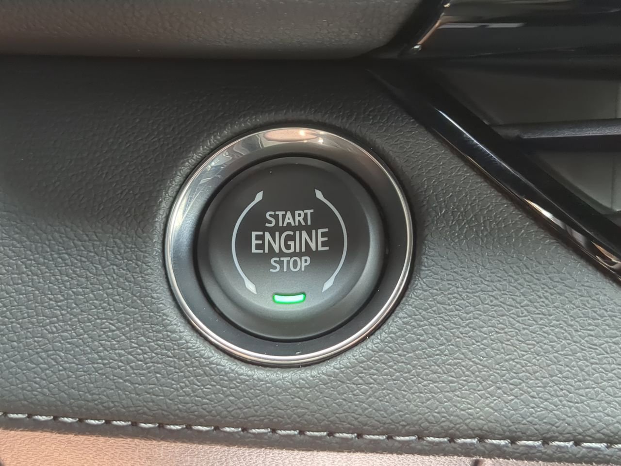 New 2026 Buick Enclave Preferred w/ Super Cruise Package image 17