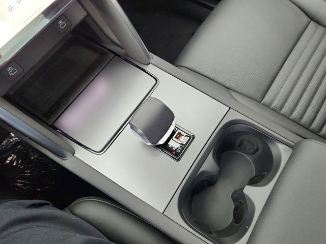 Certified 2025 Land Rover Discovery Sport S image 30
