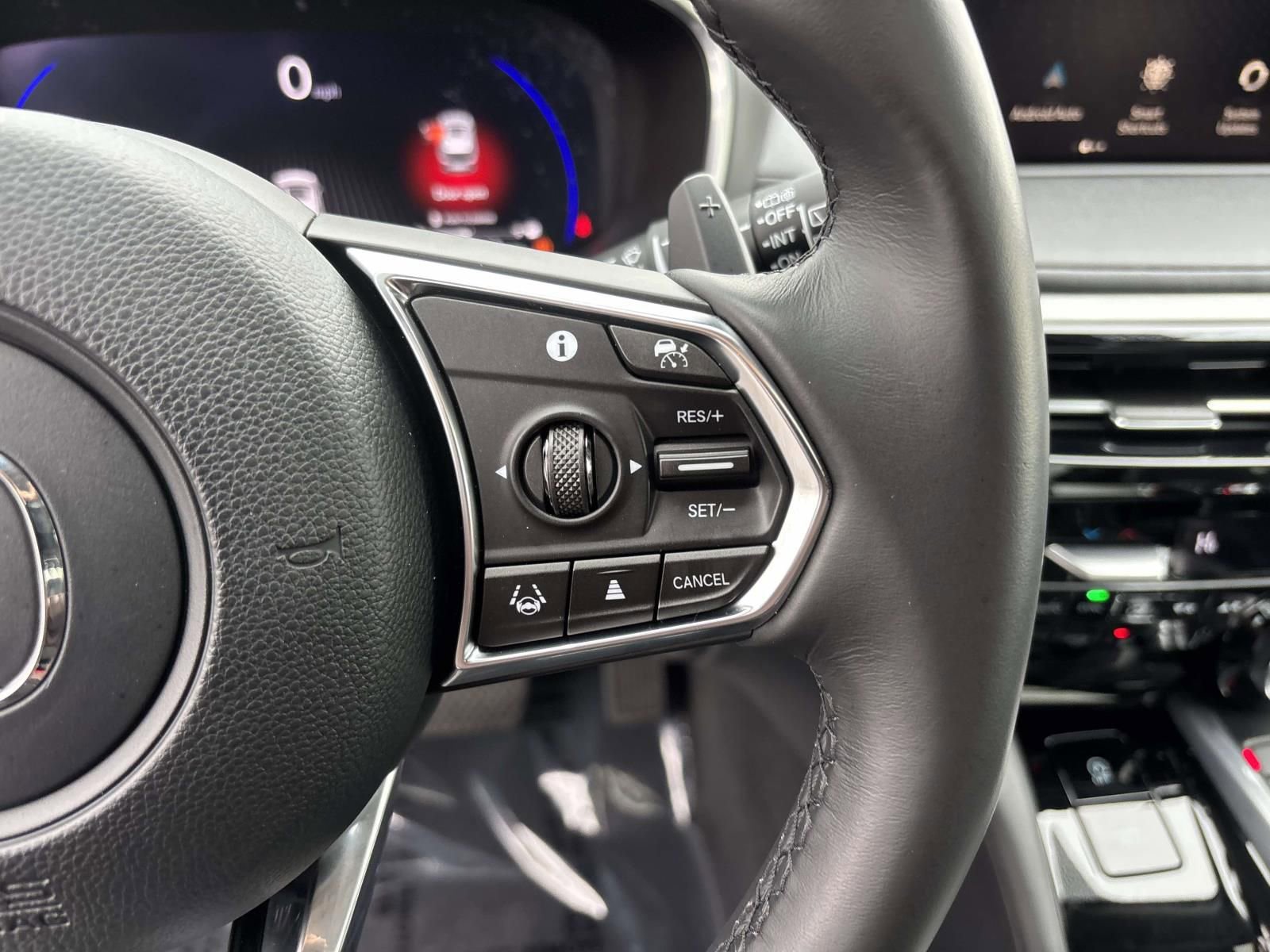 Used 2023 Acura MDX SH-AWD w/ Technology Package image 21