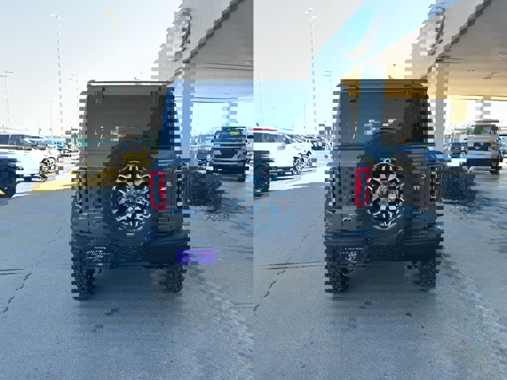 New 2025 Ford Bronco Badlands image 9