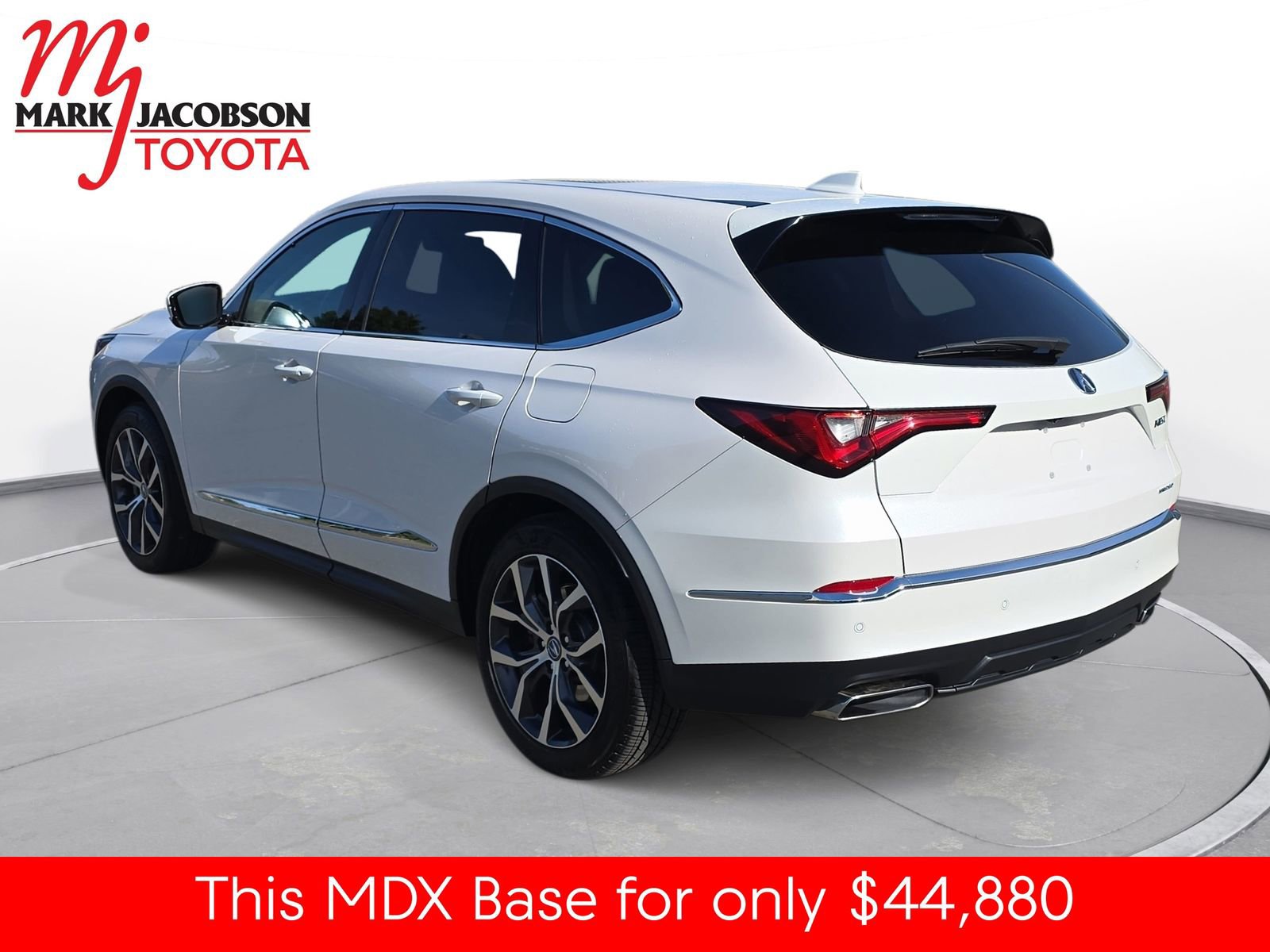 Used 2024 Acura MDX SH-AWD w/ Technology Package image 13