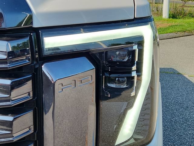 Certified 2024 GMC Sierra 2500 Denali Ultimate w/ Max Trailering Package AWD/4WD image 9