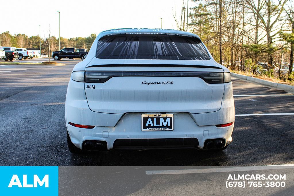 Used 2023 Porsche Cayenne GTS image 10