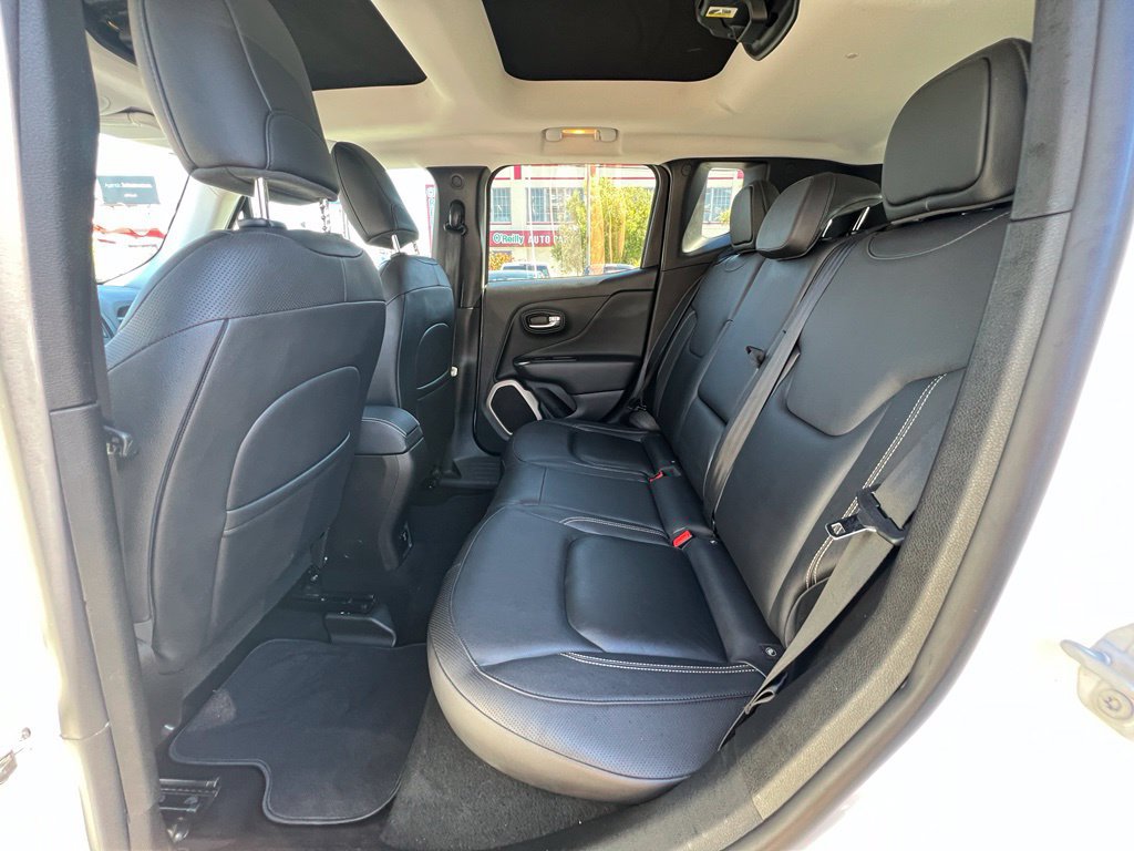 Used 2017 Jeep Renegade Limited AWD/4WD image 17