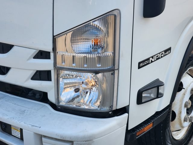 Used 2021 Isuzu NPR RWD image 5