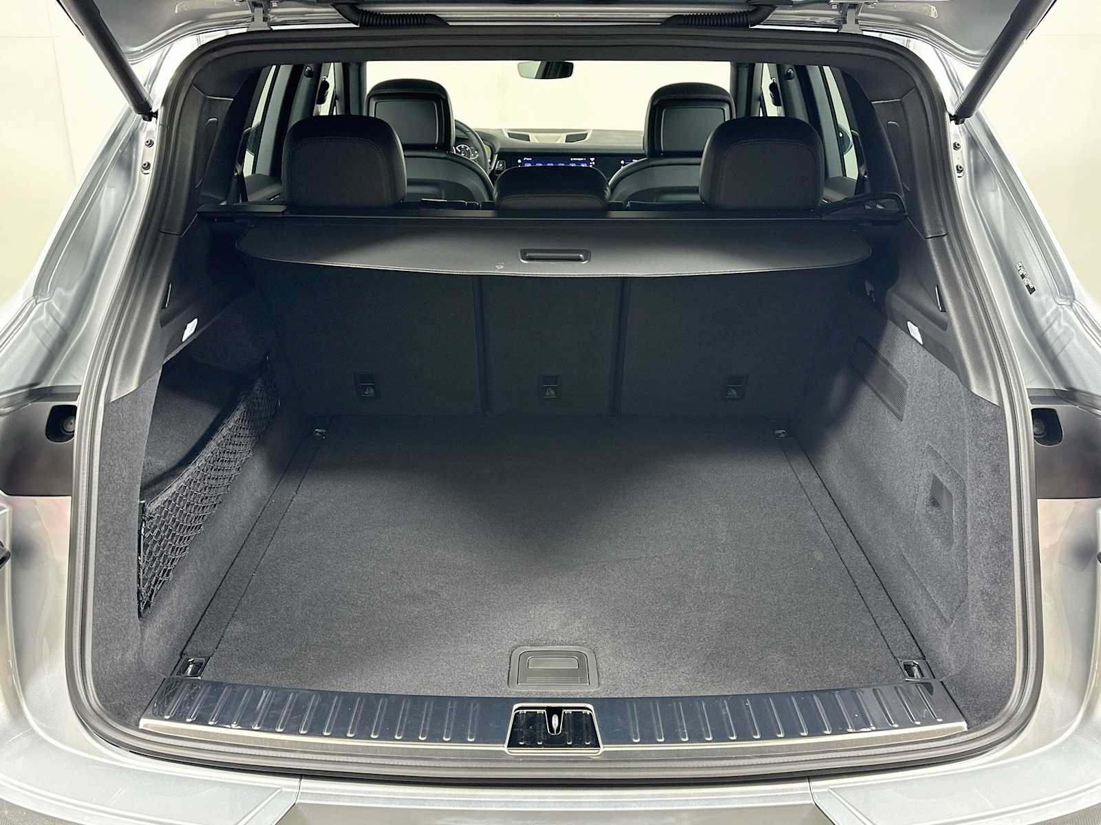 New 2026 Porsche Cayenne AWD/4WD image 26