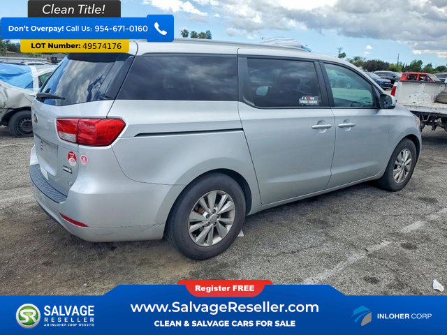 Used 2015 Kia Sedona LX w/ LX Convenience Package FWD image 4