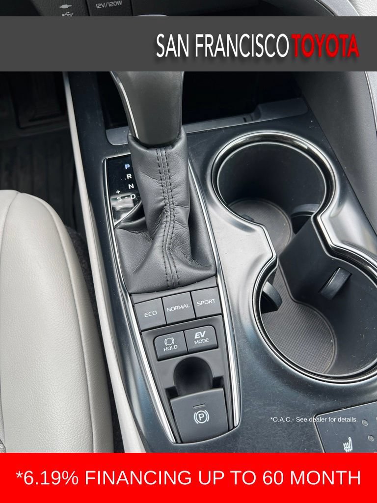 Certified 2018 Toyota Camry SE FWD image 24