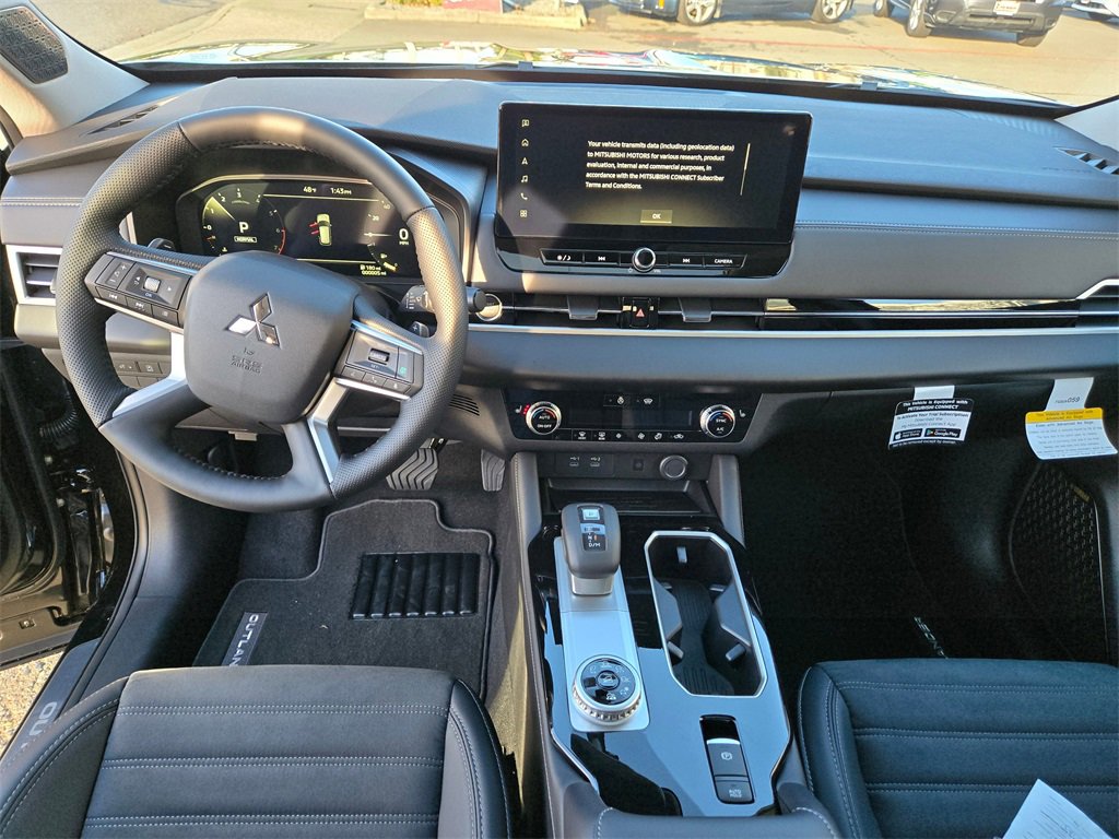 New 2026 Mitsubishi Outlander SE image 7