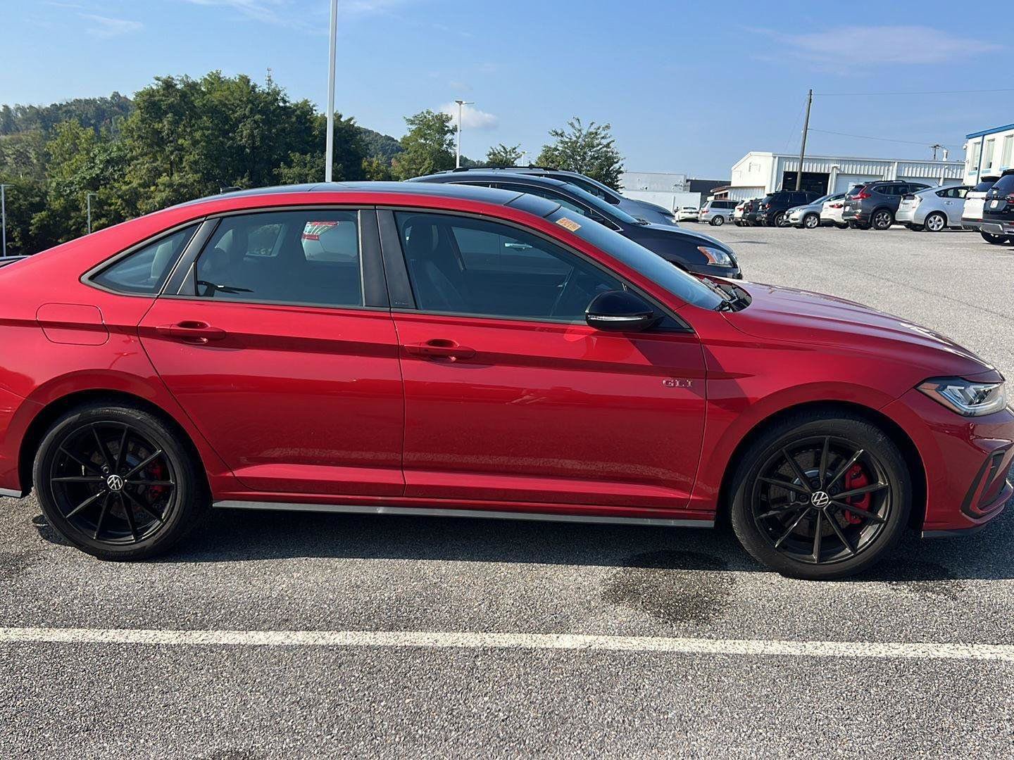 Certified 2025 Volkswagen Jetta GLI Autobahn FWD image 6