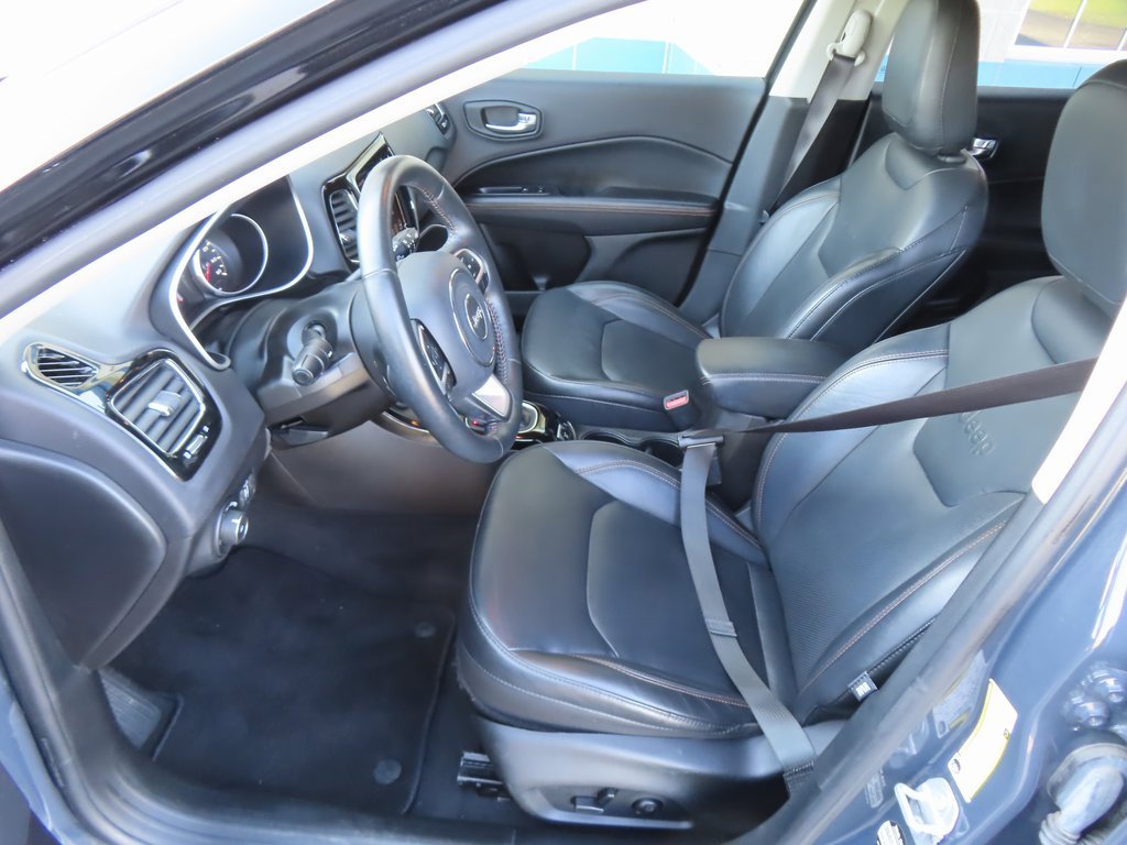 Used 2018 Jeep Compass Limited w/ Navigation Group image 22
