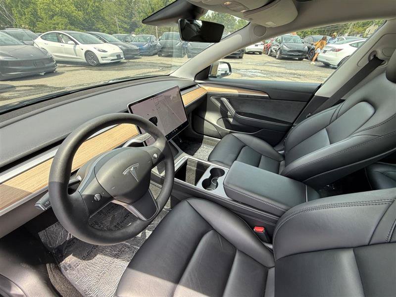 Used 2023 Tesla Model 3 Standard Range RWD image 9