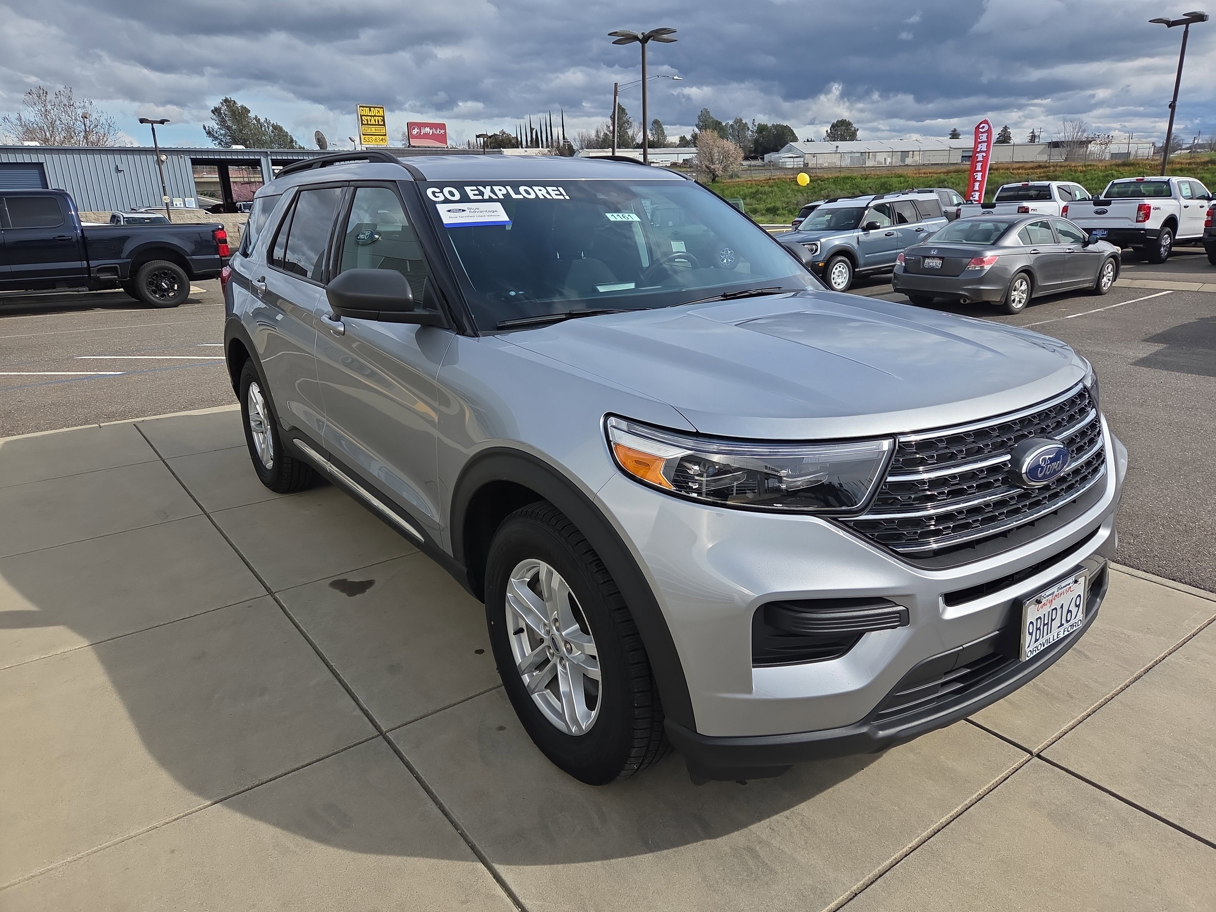 Used 2022 Ford Explorer XLT image 7