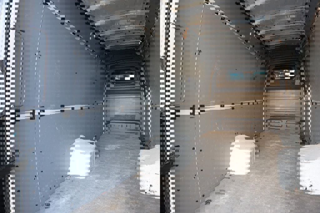 Used 2023 Mercedes-Benz Sprinter 4500 w/ Acoustic Package image 20