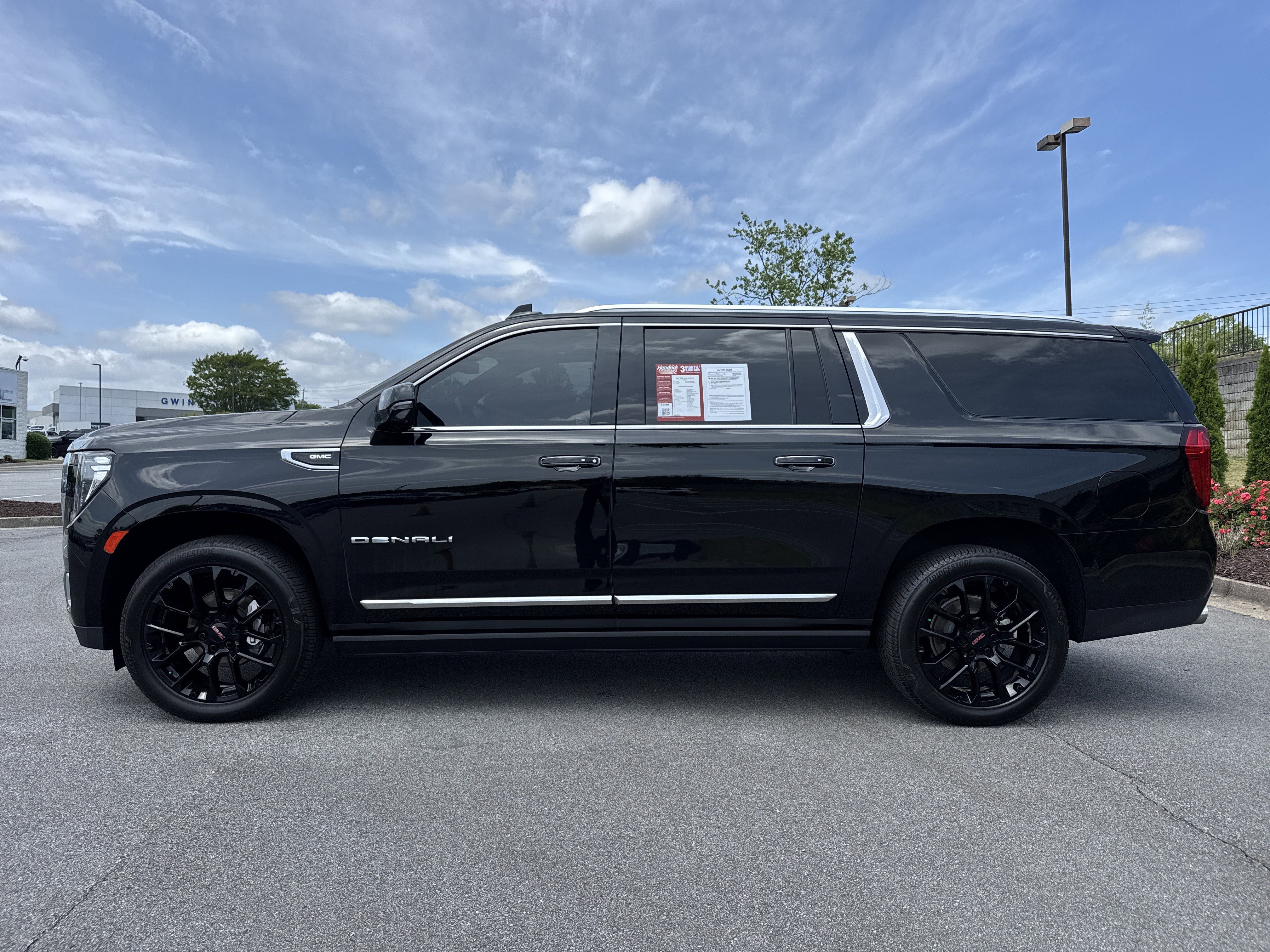 Used 2023 GMC Yukon XL Denali w/ Max Trailering Package AWD/4WD image 7