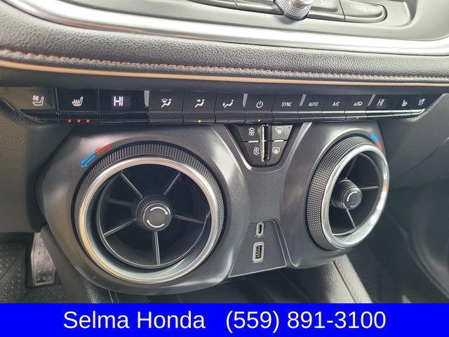 Used 2019 Chevrolet Blazer Premier w/ Sun and Wheels Package image 21