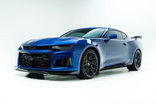 Used 2017 Chevrolet Camaro ZL1 RWD image 8