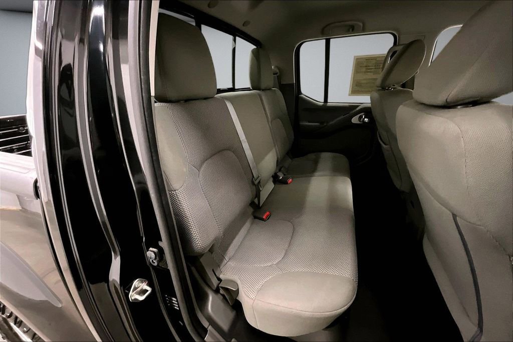 Used 2019 Nissan Frontier SV AWD/4WD image 26