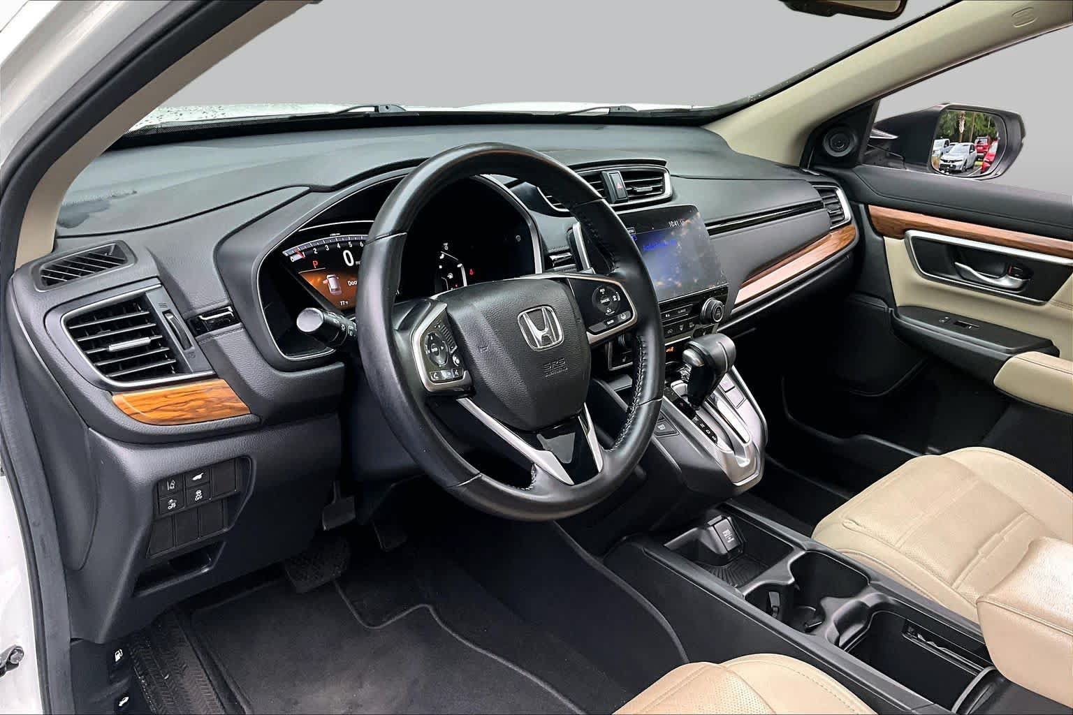 Used 2018 Honda CR-V Touring image 18