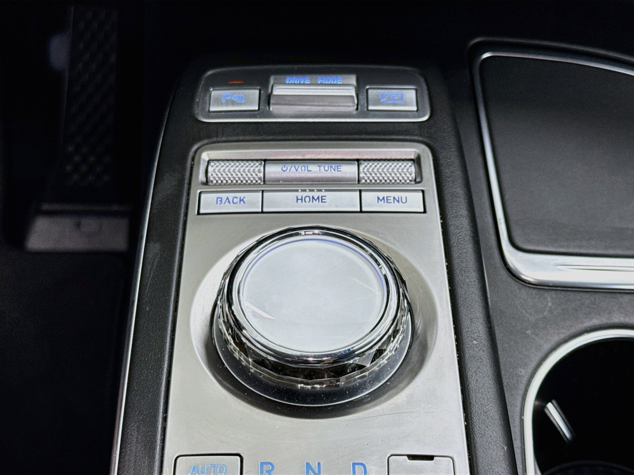 Used 2025 Genesis GV70 2.5T AWD/4WD image 26