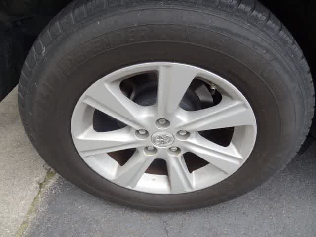 Used 2012 Toyota Highlander 4WD w/ Tech Pkg image 13